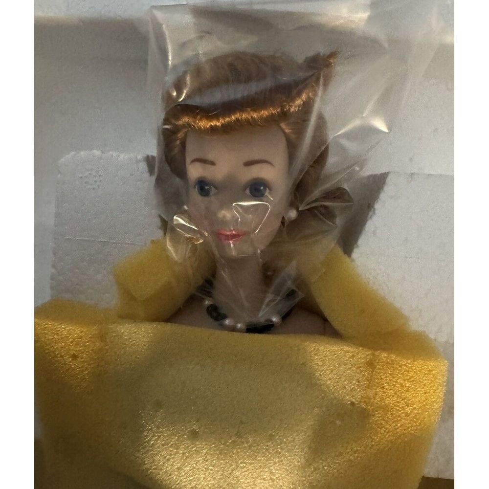 Mattel Midge 30th Anniversary Limited Edition Porcelain Doll 1963-1993 COA 07568 - Picture 11 of 13